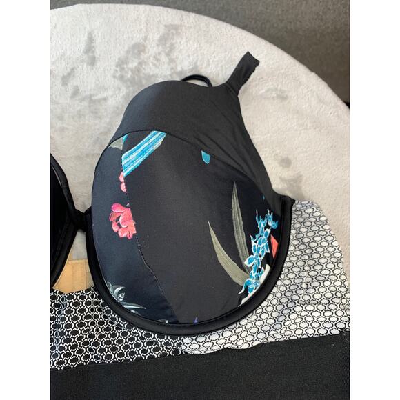 Swim by Cacique Swim Top Black Multi Floral Bikini Underwire Support Size 42DD - Picture 5 of 9